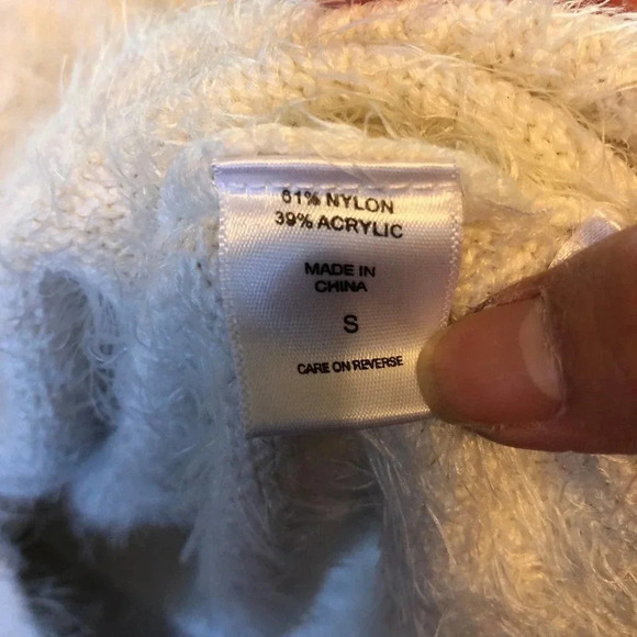 New York & Company Turtleneck Faux-fur Women Sweater Size S - Picture 4 of 5